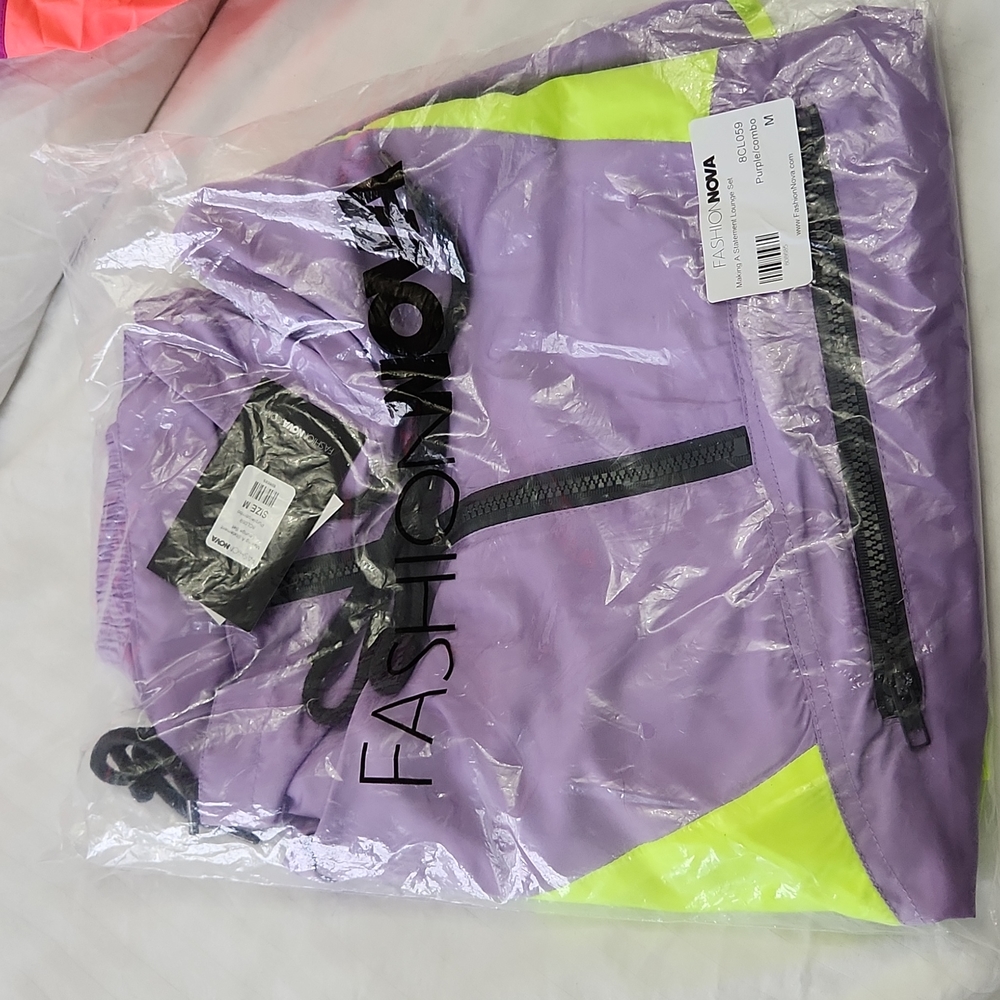 Purple & neon yellow set - Brand shorts set